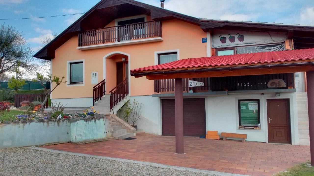 Studio Apartman Safaric Sveti Martin Na Muri Exterior photo